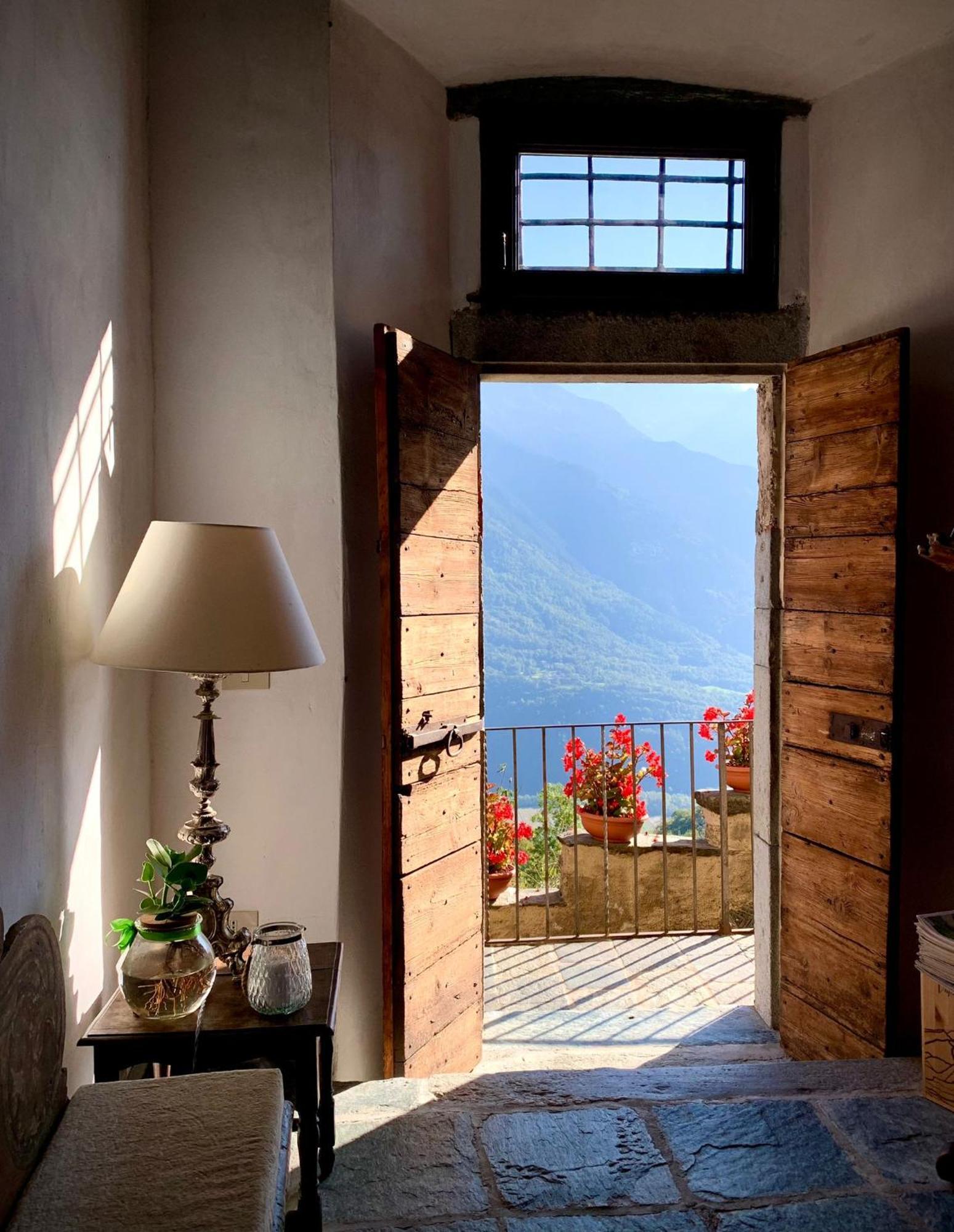 Palazzo Juvalta Bed & Breakfast Teglio Exterior foto