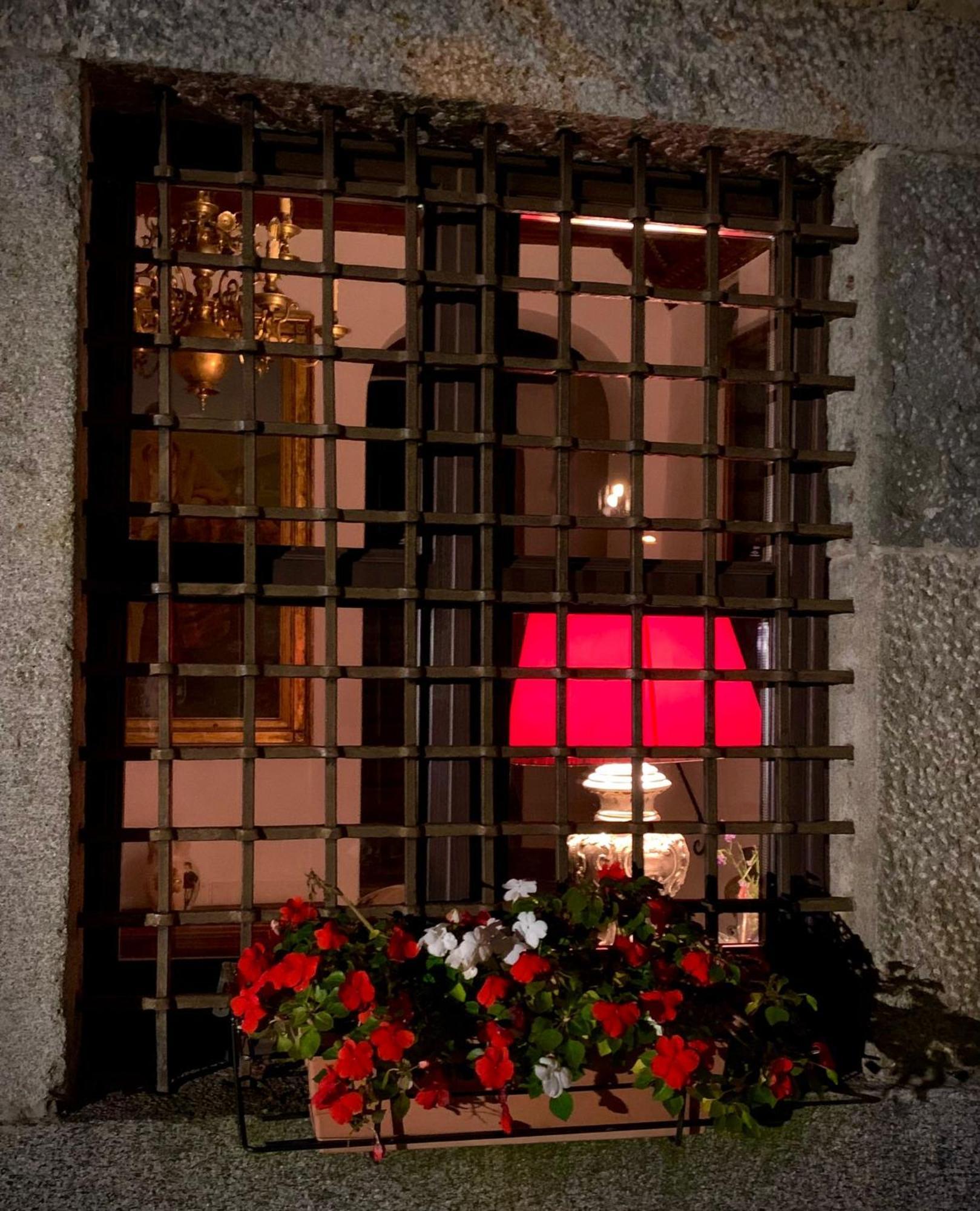 Palazzo Juvalta Bed & Breakfast Teglio Exterior foto
