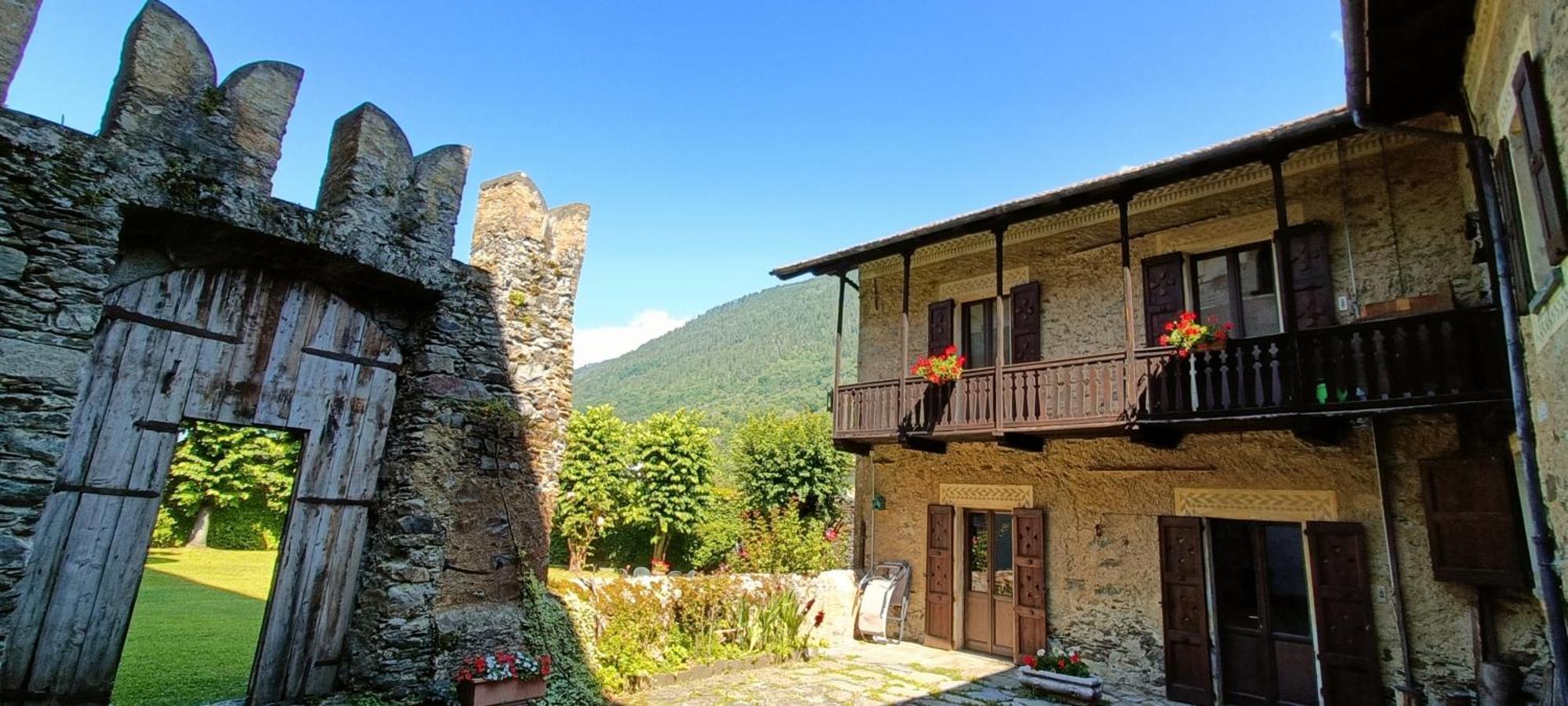 Palazzo Juvalta Bed & Breakfast Teglio Exterior foto
